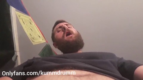 Straight dude receives blowjob from gay buddy after losing a bet