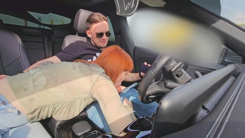 Brauchst du einen Mund voll Sperma? Ruf Kisankanna für den besten Amateur-Auto-Blowjob an!