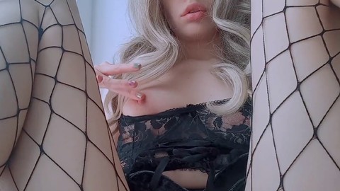 꼴리는 여친, 젖은 보지에서 애액이 뚝뚝, 딸딸이