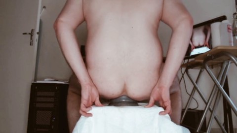 Papás gays calientes y chico twink pasándola bien