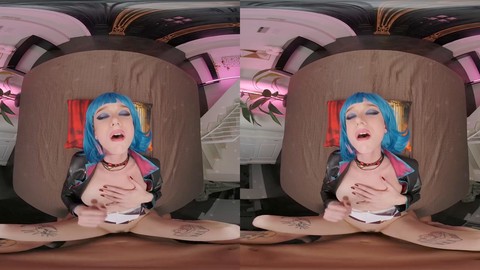 Immergiti in un mondo di piacere con Melanie Marie in una fantasia arcana.