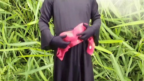 Dark-hued stud gives it to Agra girl in a steamy Hindi scene